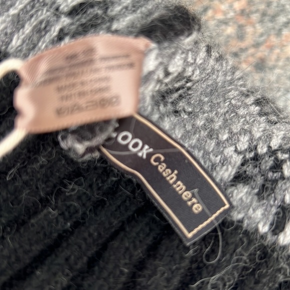 NWT CAMO PRINT Knit Hat - Picture 4 of 5